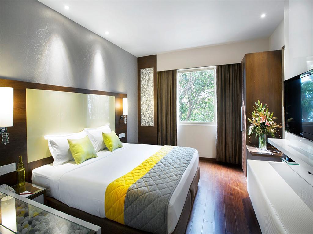 Hotel The The Grand Magrath Bengaluru Zewnętrze zdjęcie
