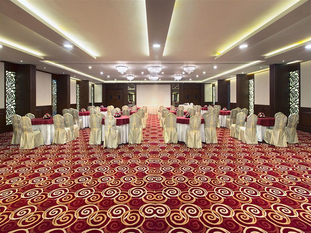 Hotel The The Grand Magrath Bengaluru Zewnętrze zdjęcie