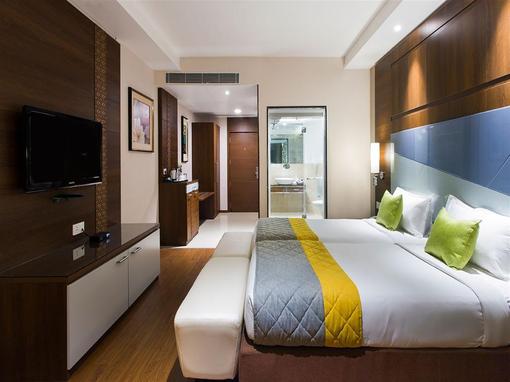 Hotel The The Grand Magrath Bengaluru Zewnętrze zdjęcie